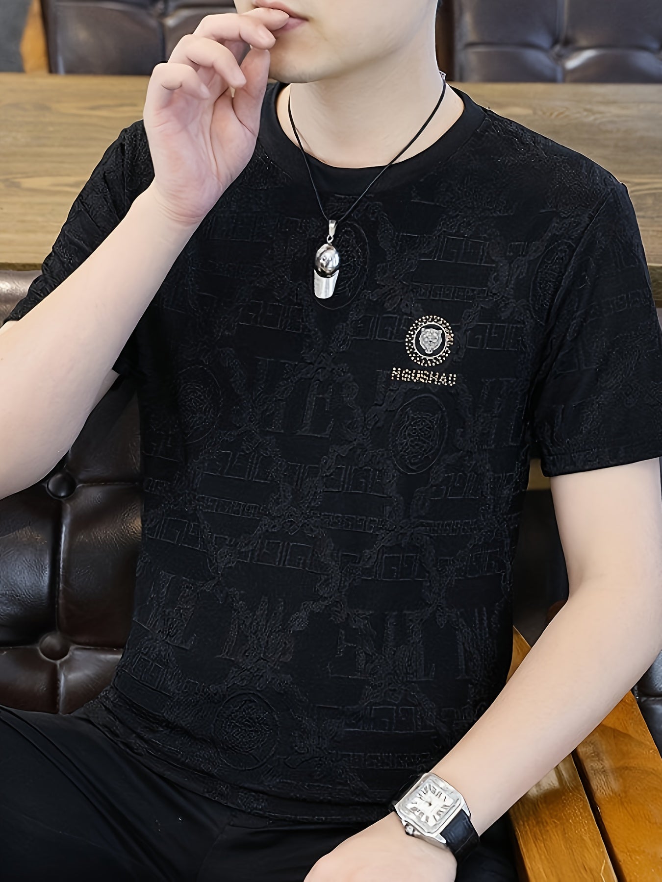 Men'S Elegant Black Short-Sleeve T-Shirt with Intricate Design - Casual Summer Top for Spring\u002FFall