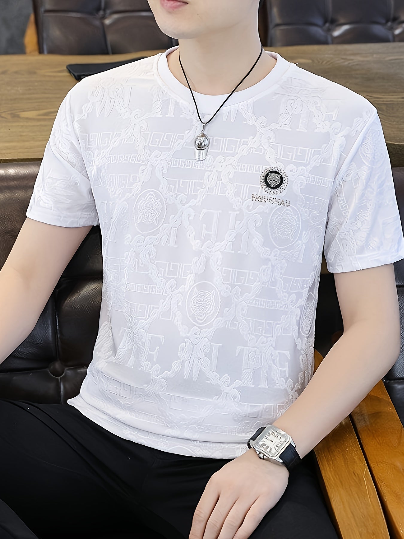 Men'S Elegant Black Short-Sleeve T-Shirt with Intricate Design - Casual Summer Top for Spring\u002FFall